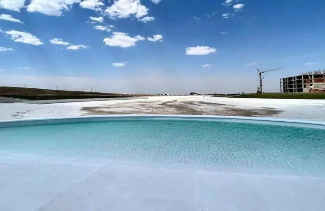 Lote central en Aqcuavista 2