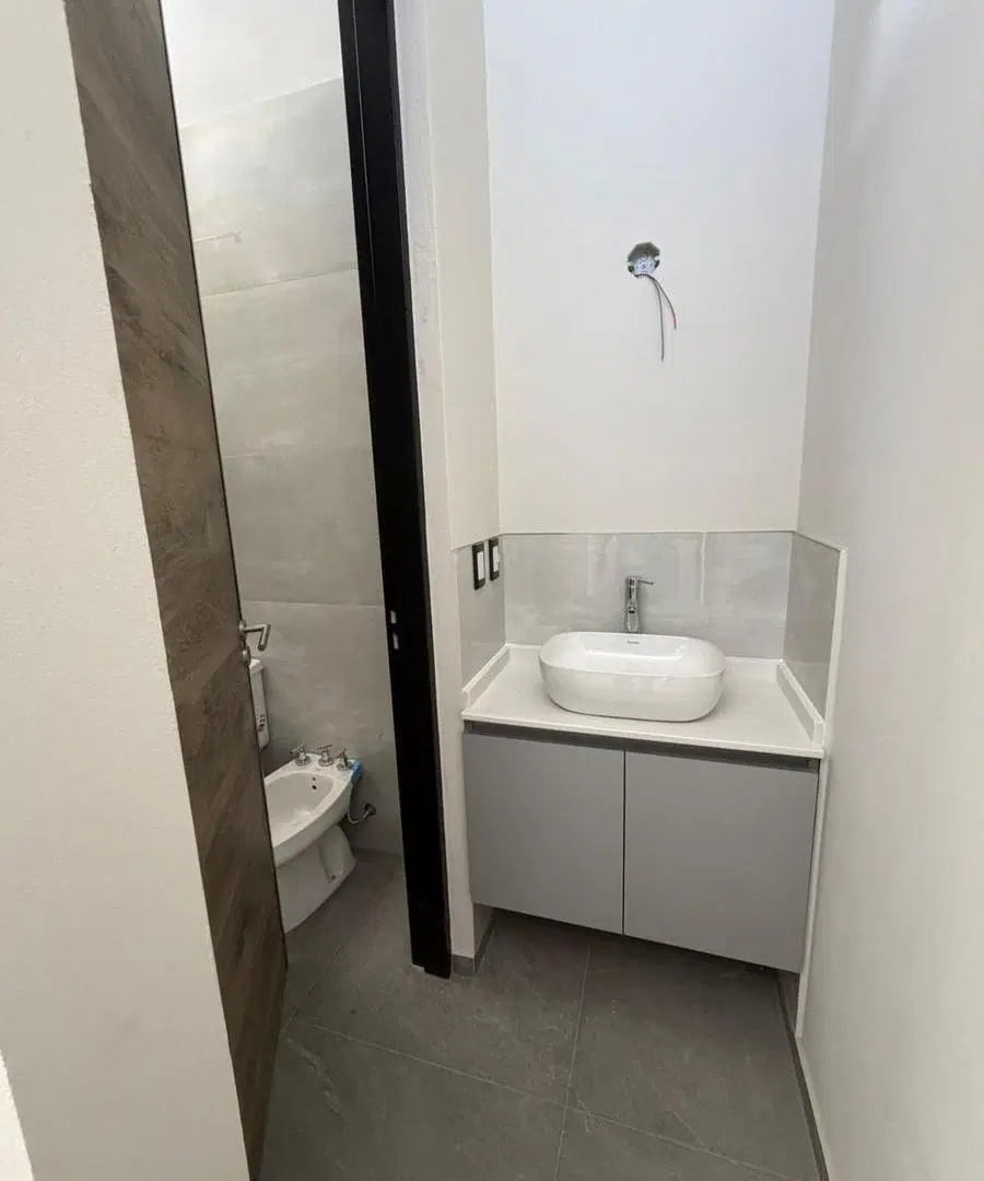 Amplio Duplex de 3 dorm en Colinas de Manantiales 3