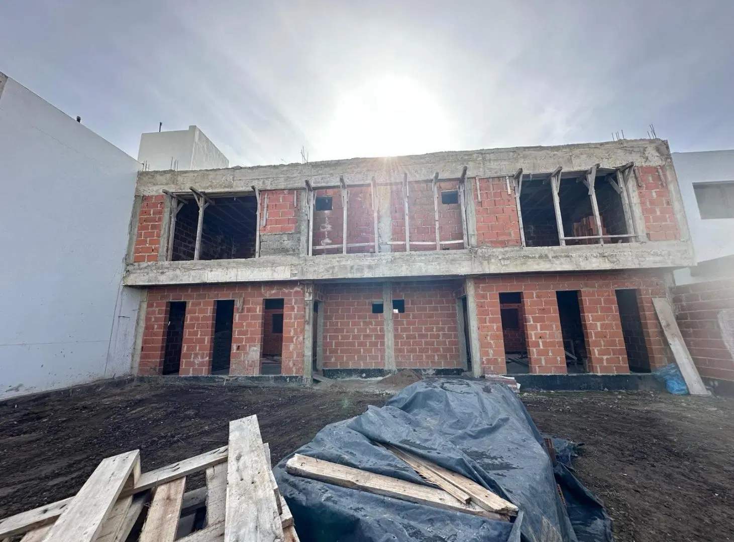 Dúplex Premium de 3 Dormitorios en Prados de Manantiales 2