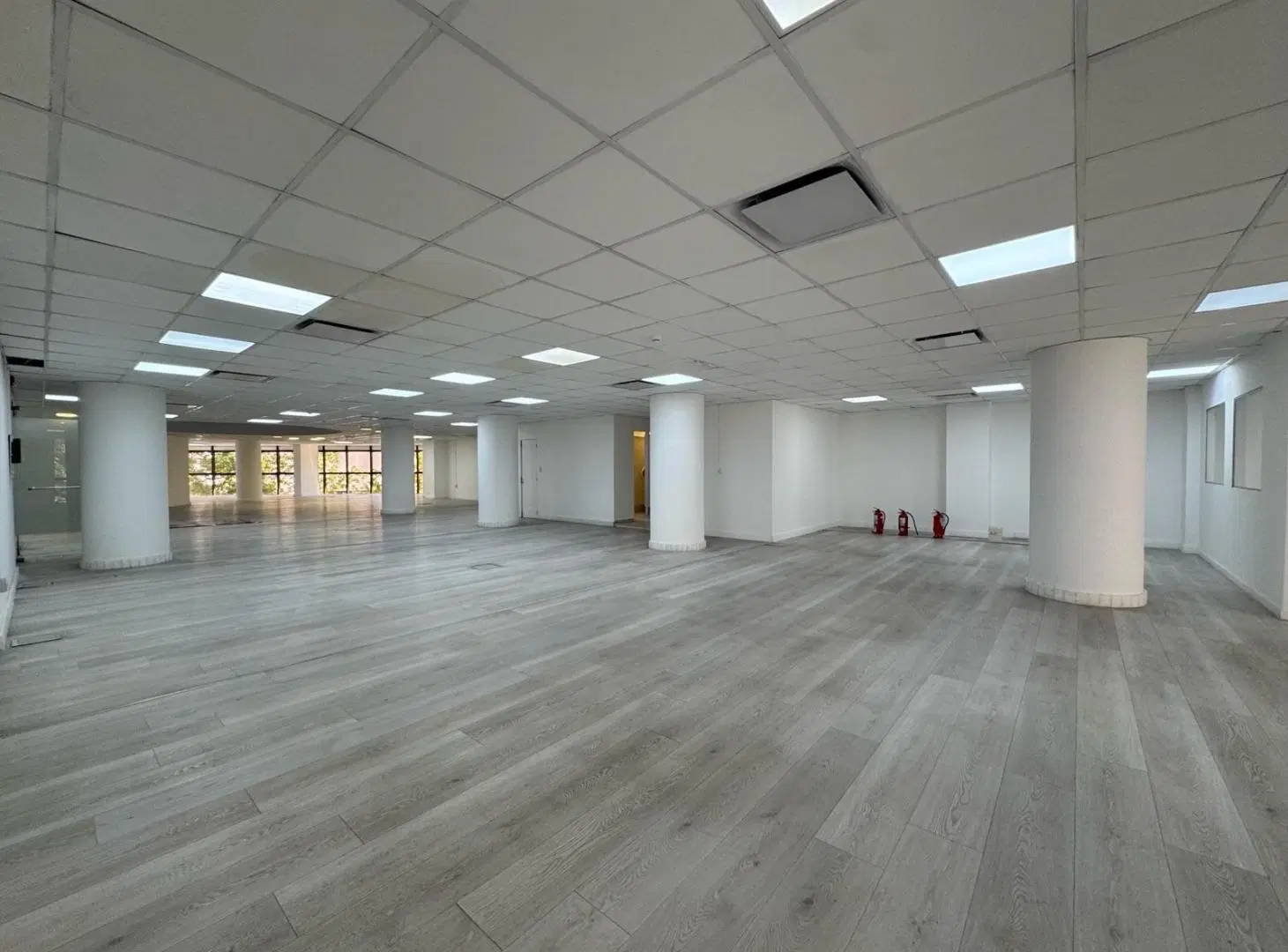 Oficina en Nueva Cordoba 8