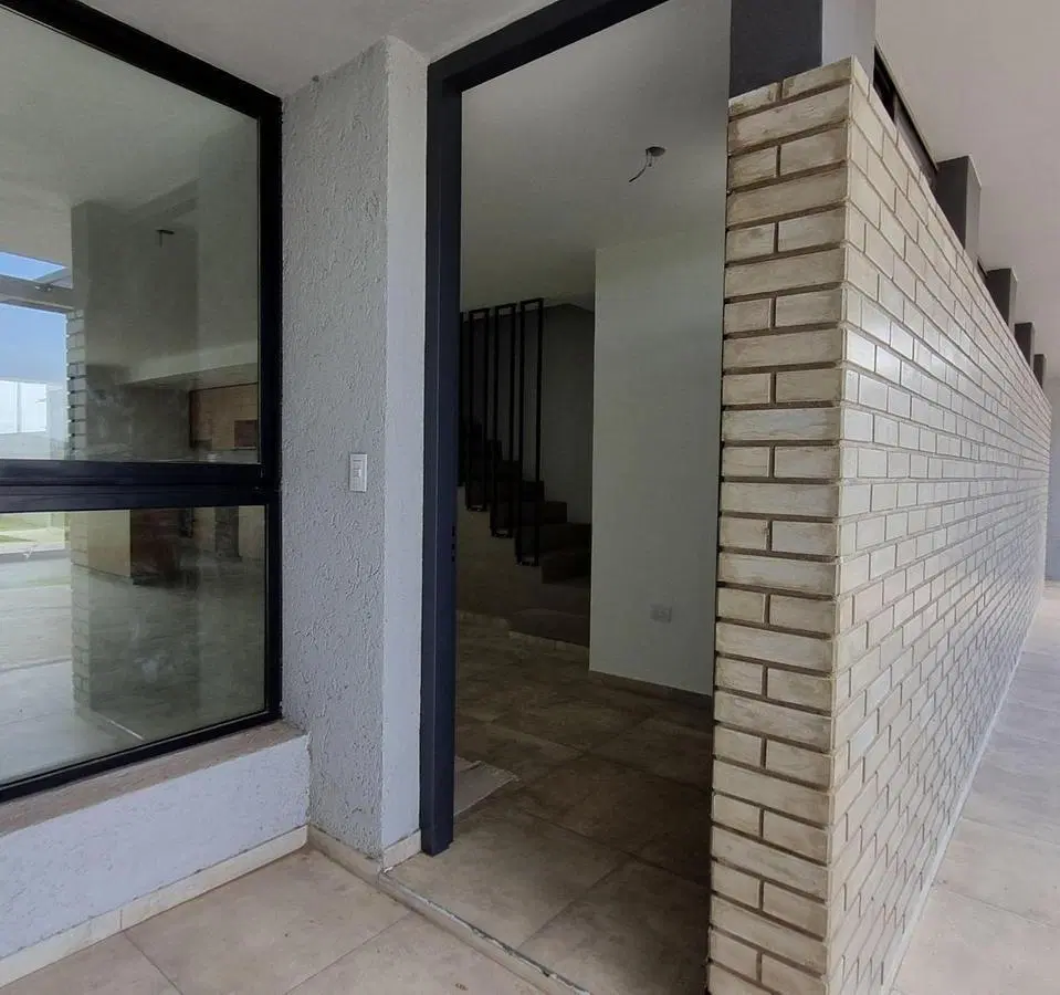 Dúplex 3 Dormitorios en Solares de Manantiales. Frente Espacio Verde 2