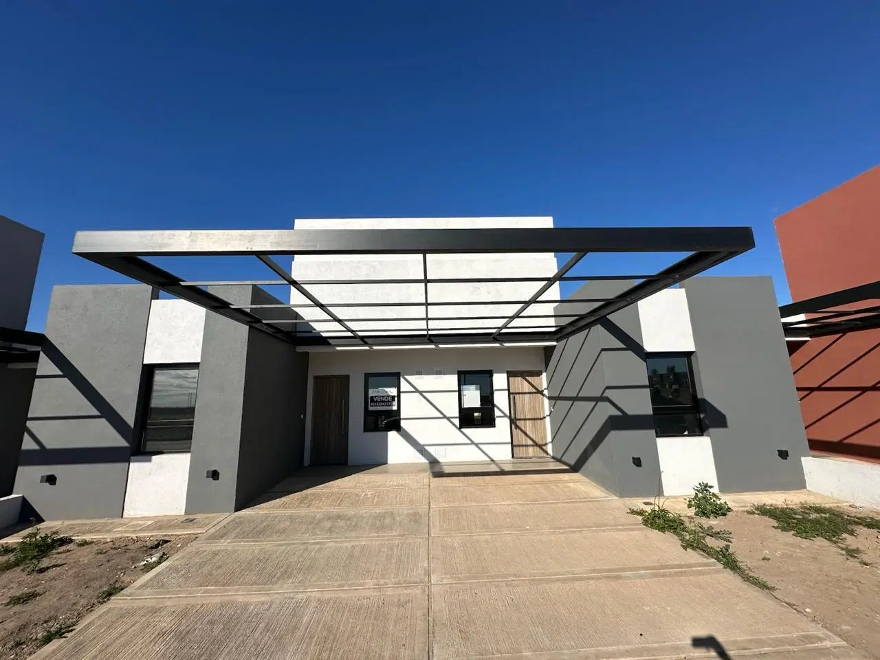 Duplex en Venta 2 dorm  Planta Baja en Docta 4