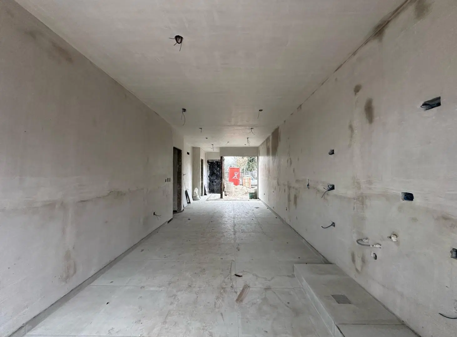 DÚPLEX EN VENTA 2 DORM 2 BAÑOS PLANTA BAJA DISTRITO SUR 5