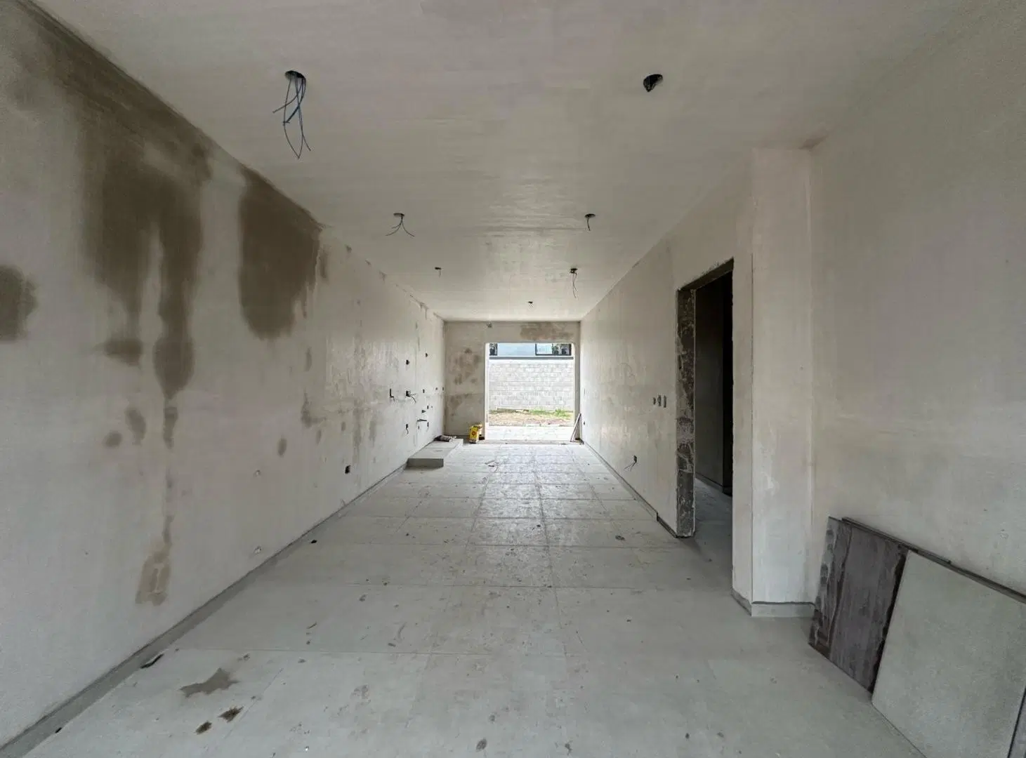 DÚPLEX EN VENTA 2 DORM 2 BAÑOS PLANTA BAJA DISTRITO SUR 2