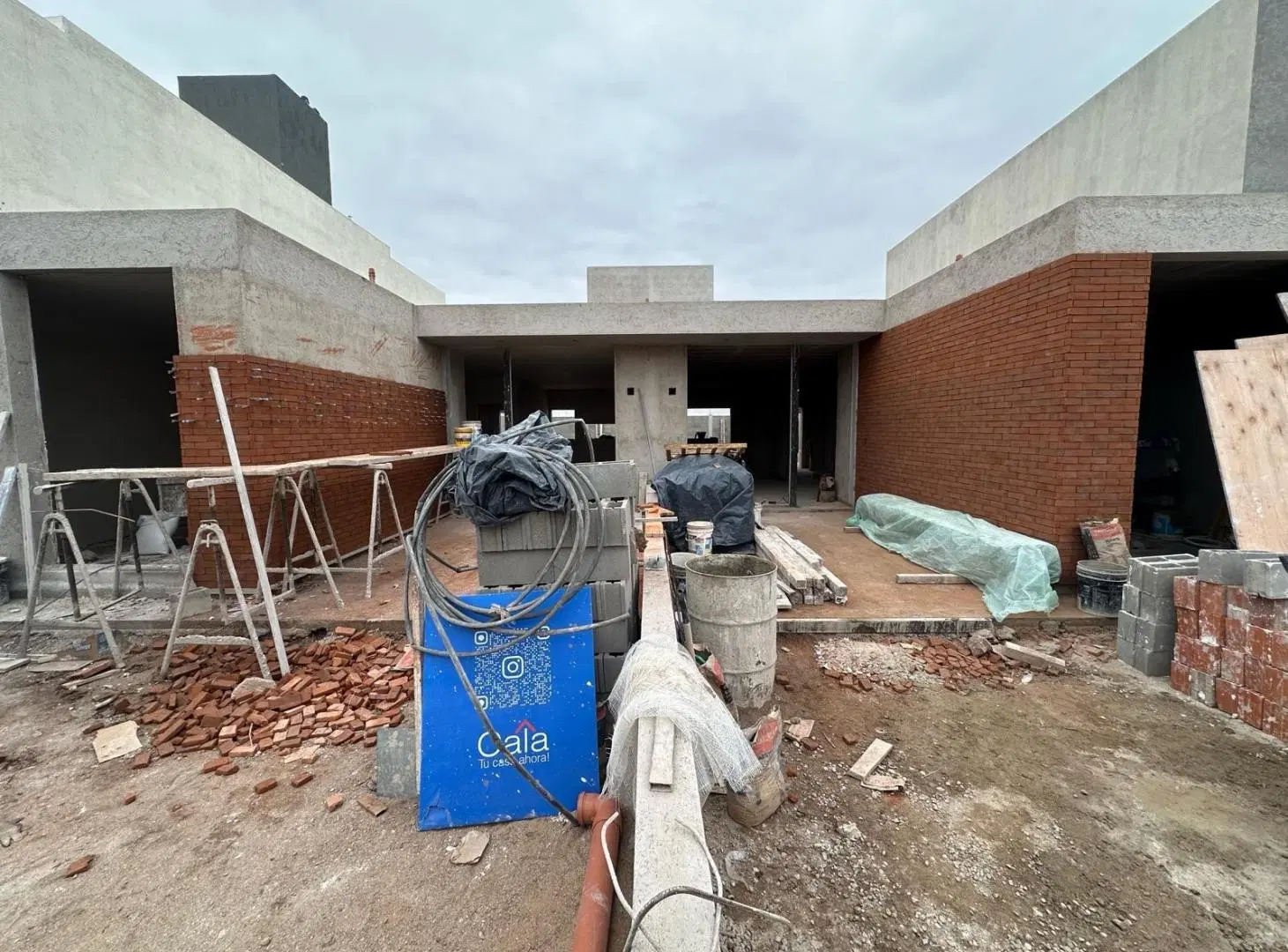 DÚPLEX EN VENTA 2 DORM 2 BAÑOS TERRAZAS DE MANANTIALES PLANTA BAJA 3
