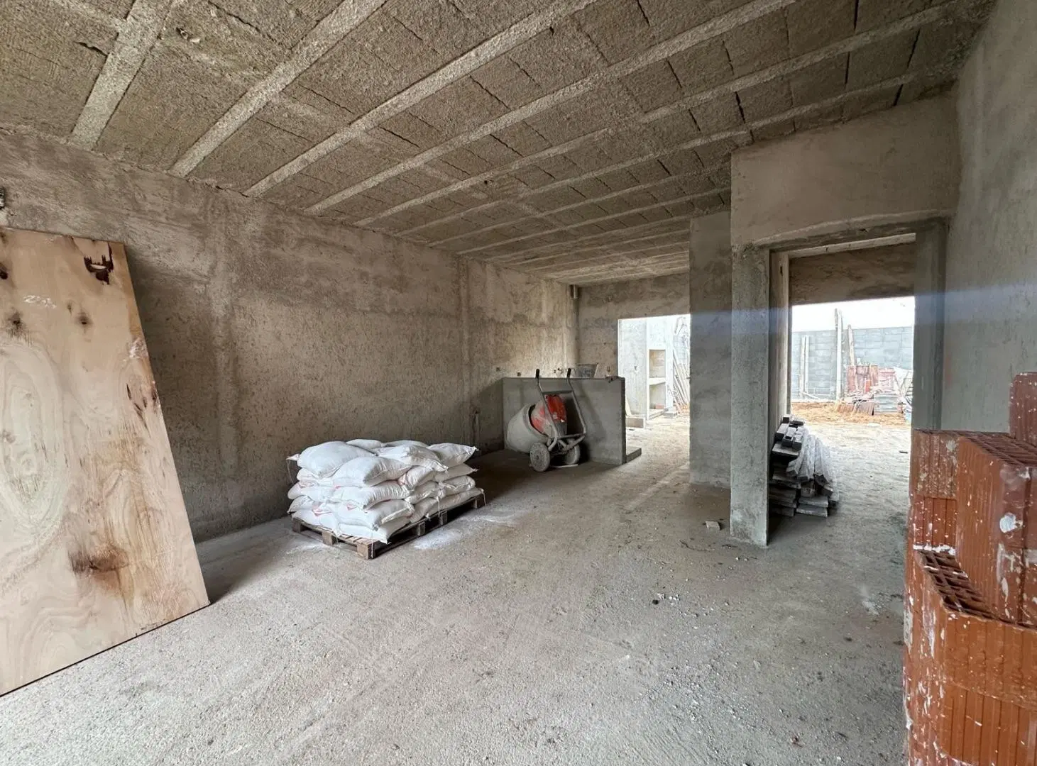 DÚPLEX EN VENTA 2 DORM 2 BAÑOS TERRAZAS DE MANANTIALES PLANTA BAJA 5