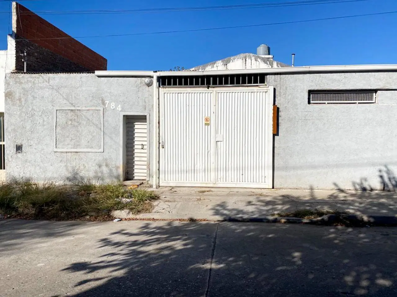 GALPON EN VENTA 160M2 CUBIERTOS BARRIO JARDIN 6