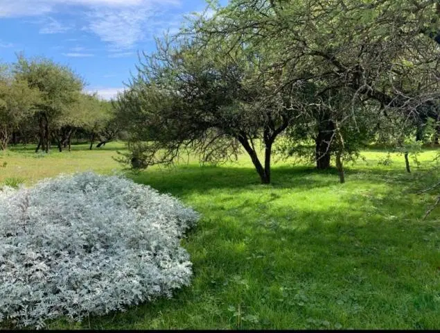 Lote en Venta en Corral de Barranca 5
