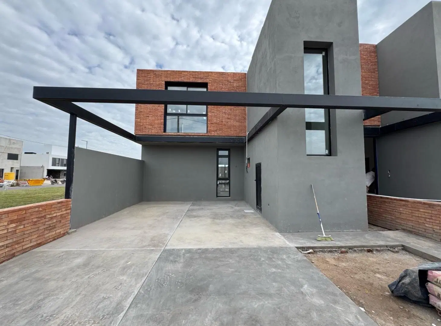 DUPLEX VENTA BRISAS DE MANANTIALES 2