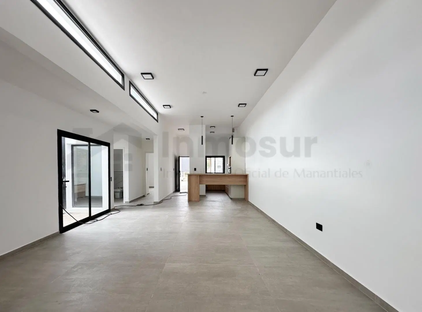 DUPLEX EN VENTA2 DORM PLANTA BAJA TERRAZAS DE MANANTIALES 1