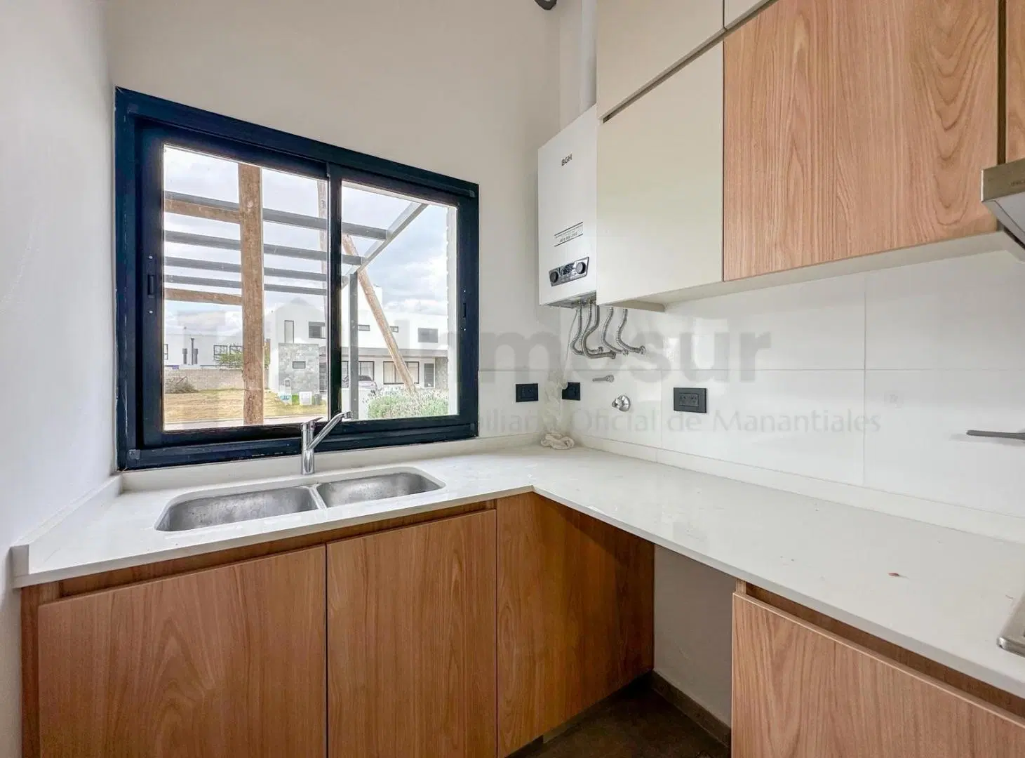 DUPLEX EN VENTA2 DORM PLANTA BAJA TERRAZAS DE MANANTIALES 5