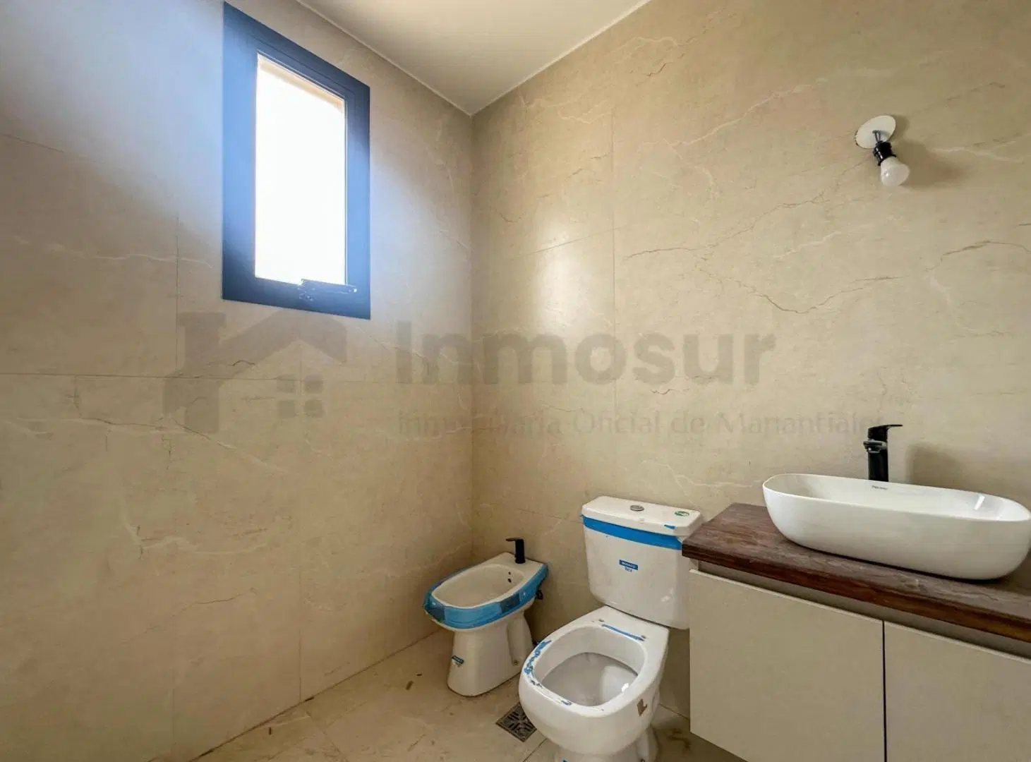 CASA EN VENTA 3 DORM RINCONES DE MANANTIALES 1