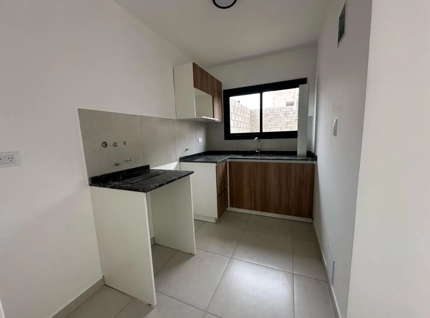 DUPLEX EN VENTA EN CAMPOS DE MANANTIALES - EN POZO - FINANCIACION 1