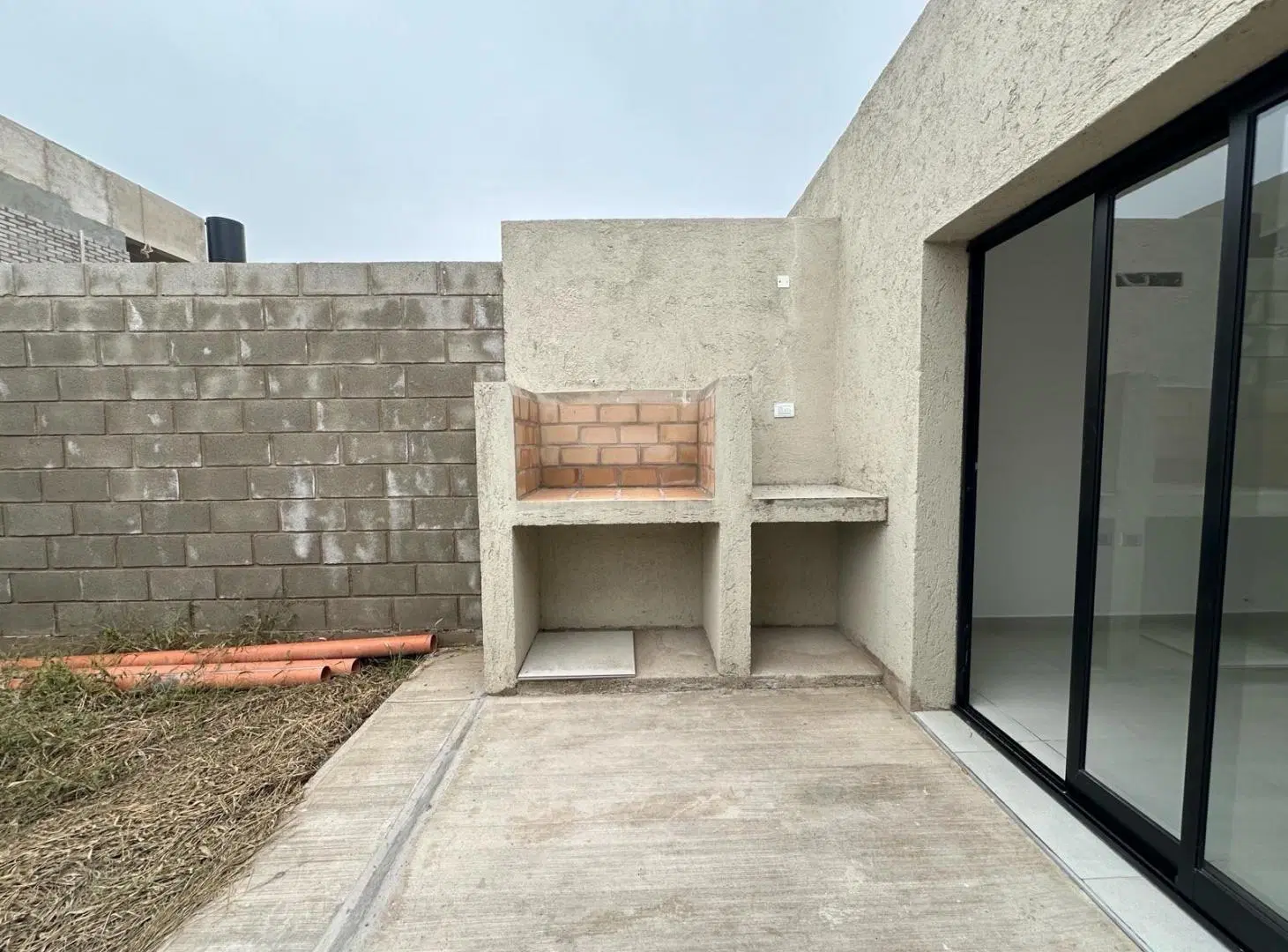 DUPLEX EN VENTA EN CAMPOS DE MANANTIALES - EN POZO - FINANCIACION 5