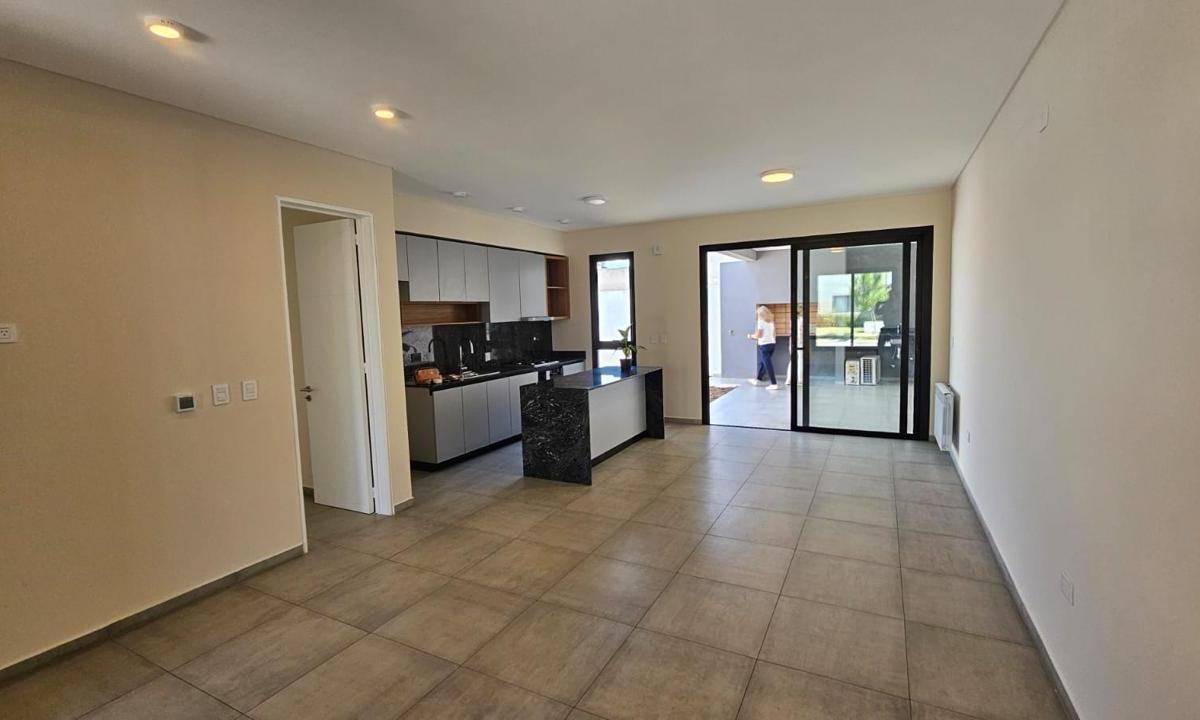 Foto de Dúplex en Venta 2 dorm en San Ignacio Village, imagen 4