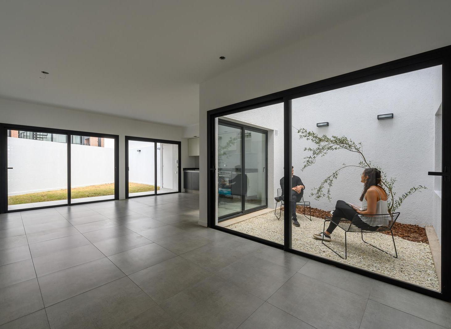 Foto de Venta de Cuadruplex, 2 dorm y 2 baños, en Costas de Manantiales!!!, imagen 4