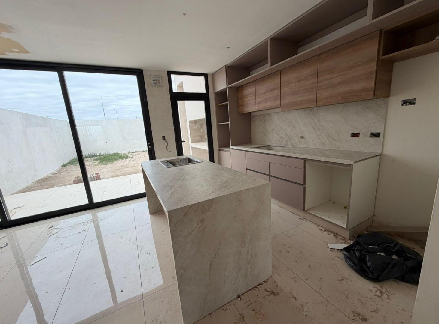 Foto de Duplex en Venta 3 dorm 3 baños en Campo de Manantiales, imagen 1