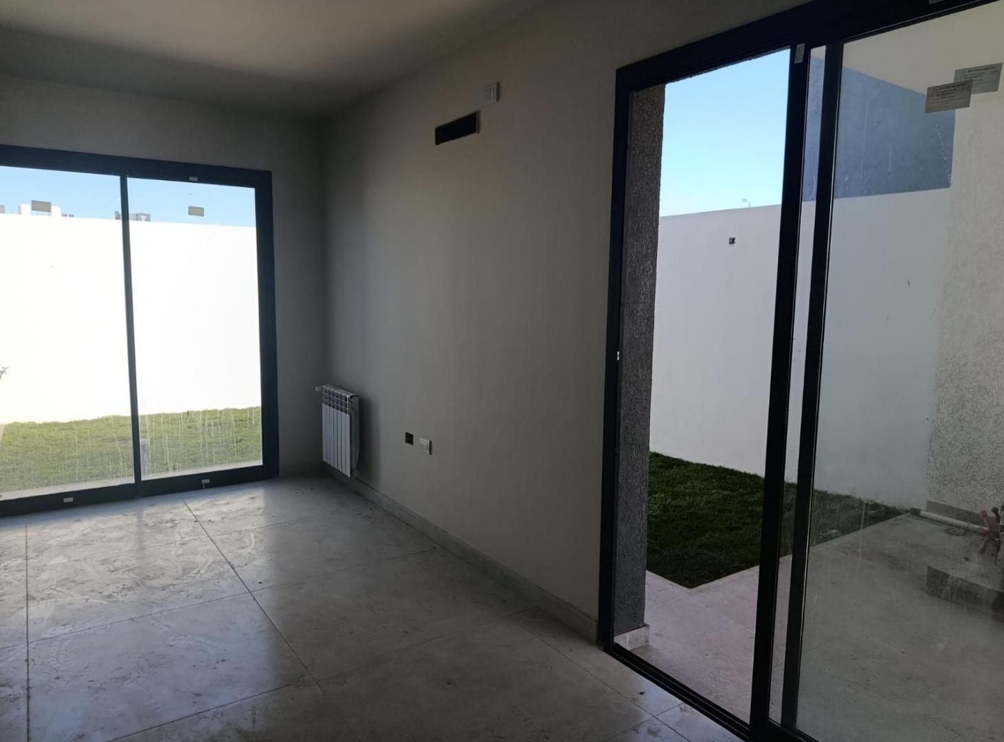 Foto de Dúplex en venta 3 dorm en Prados de Manantiales, imagen 2