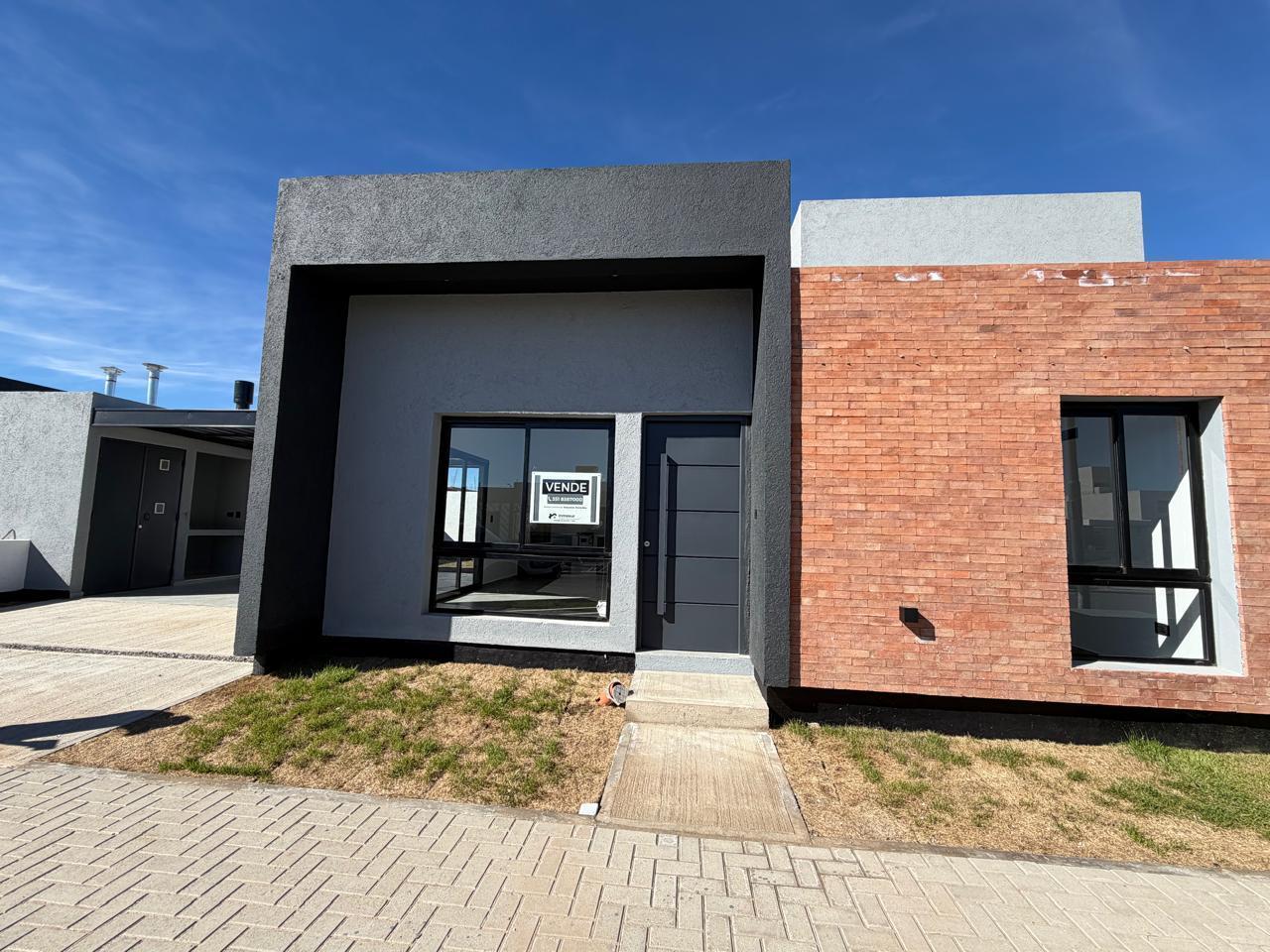 Foto de Duplex en PB 2 Dorm lote de 180 m2 en Brisas de Manantiales, imagen 5