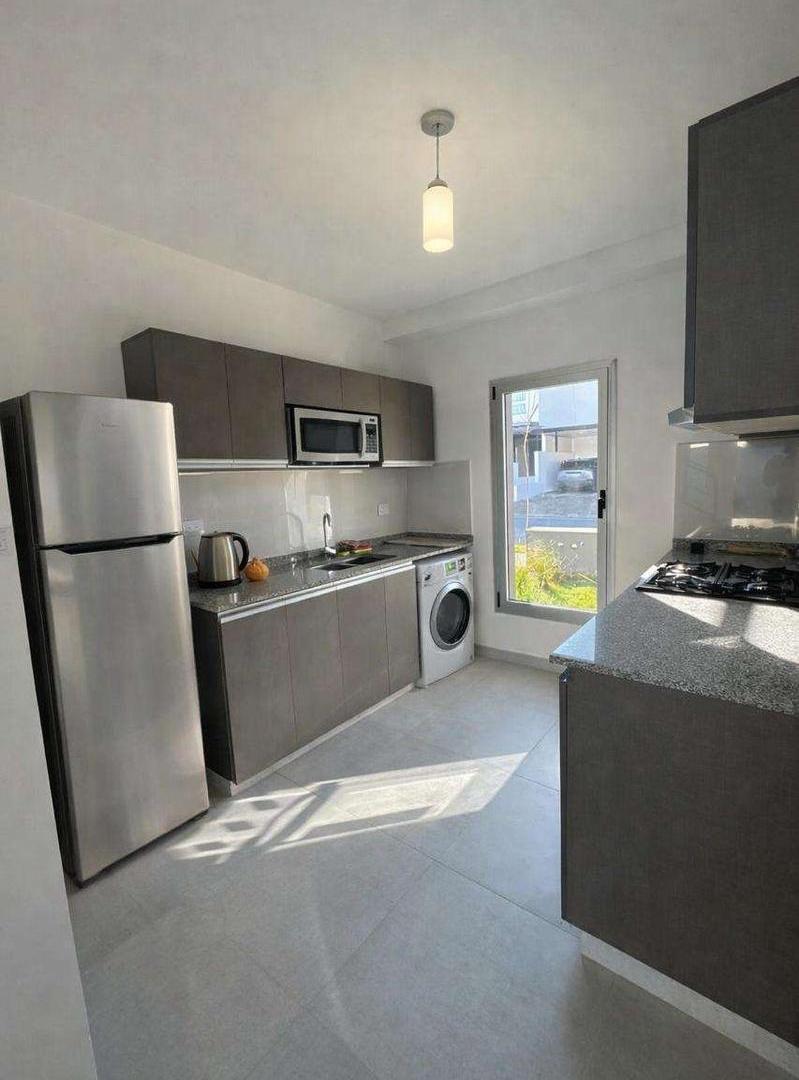 Foto de Duplex en Venta 3 dorm en Miradores de Manantiales II, imagen 4
