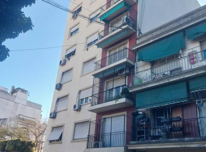 Caballito: Parque Rivadavia 2 ambientes con patio con expensas y ABL inluidos 3