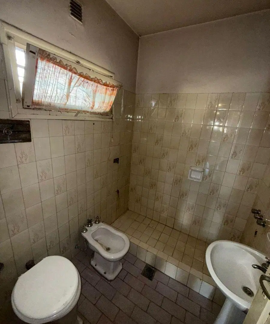 Casa en Godoy Cruz a reciclar 2