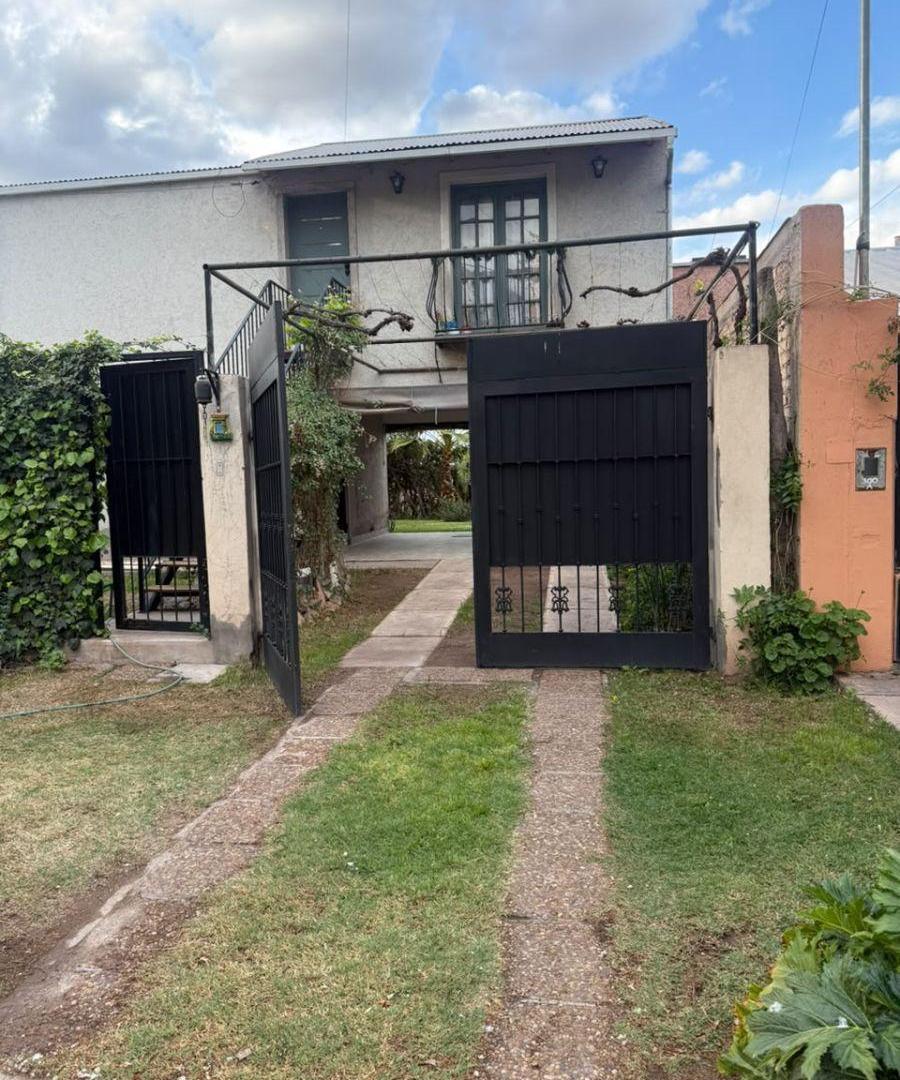 Foto de ALQUILER | Casa de 2 Dormitorios en B° Jardín Casa de Fader – Mayor, imagen 2