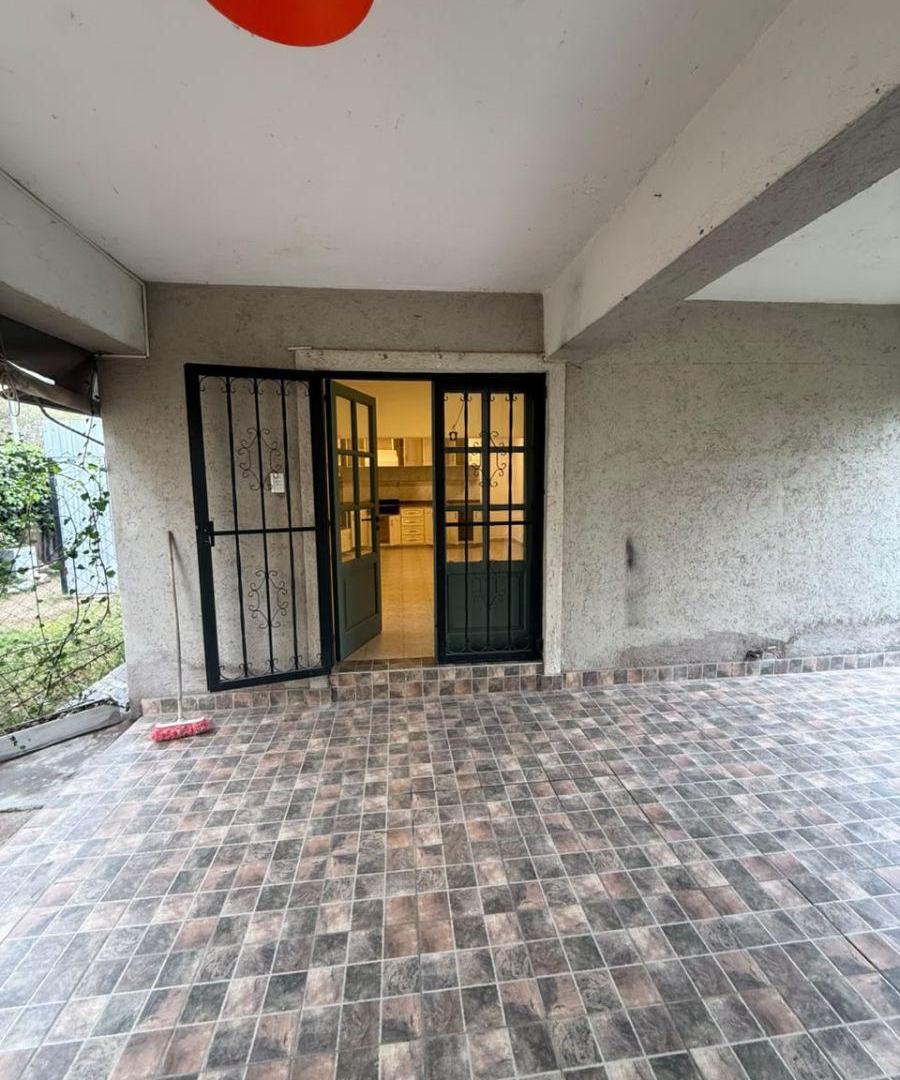 Foto de ALQUILER | Casa de 2 Dormitorios en B° Jardín Casa de Fader – Mayor, imagen 1