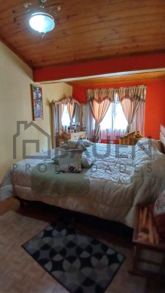 Venta/permuta Casa + Departamento en Junin de Los Andes - Neuquen 2