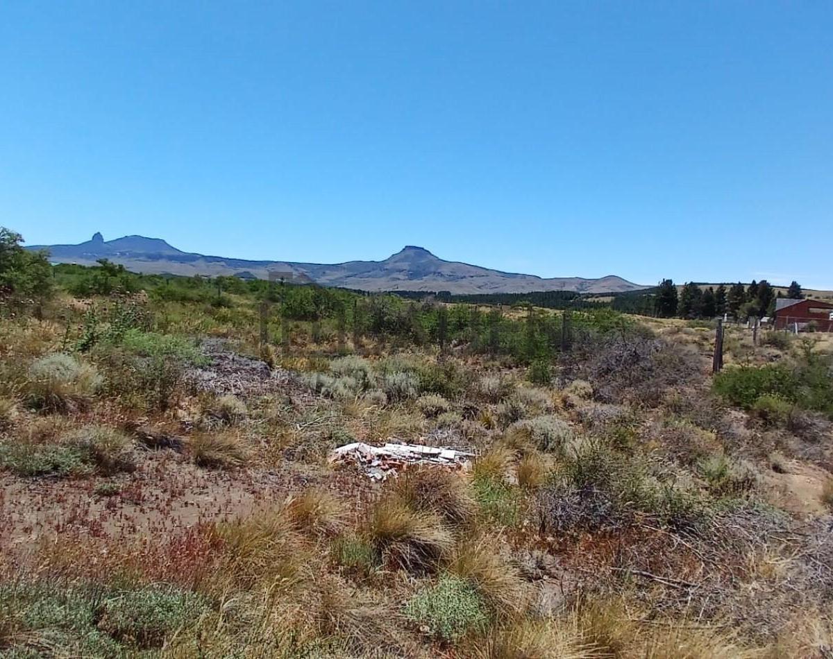 Casa con Gran Terreno en Loteo Huechulafquen, Junin de Los Andes, Neuquen 3
