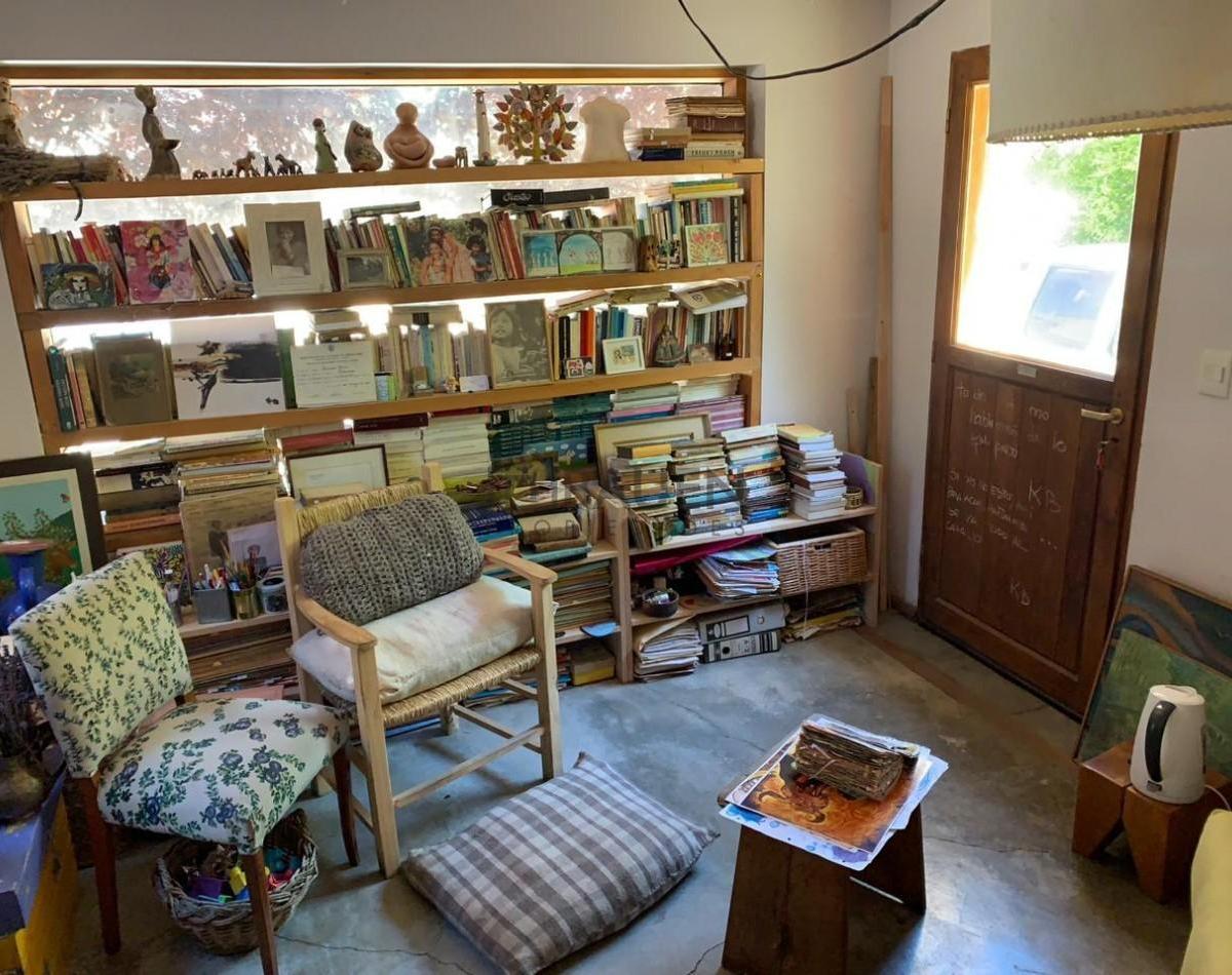 Importante Casa en B°las Moras 4