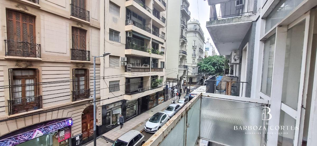¡Oportunidad a Reciclar a Tu Gusto! Depto de 3 Ambientes + Balcón - Retiro
