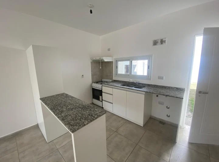 ALQUILER EN HOUSING 4