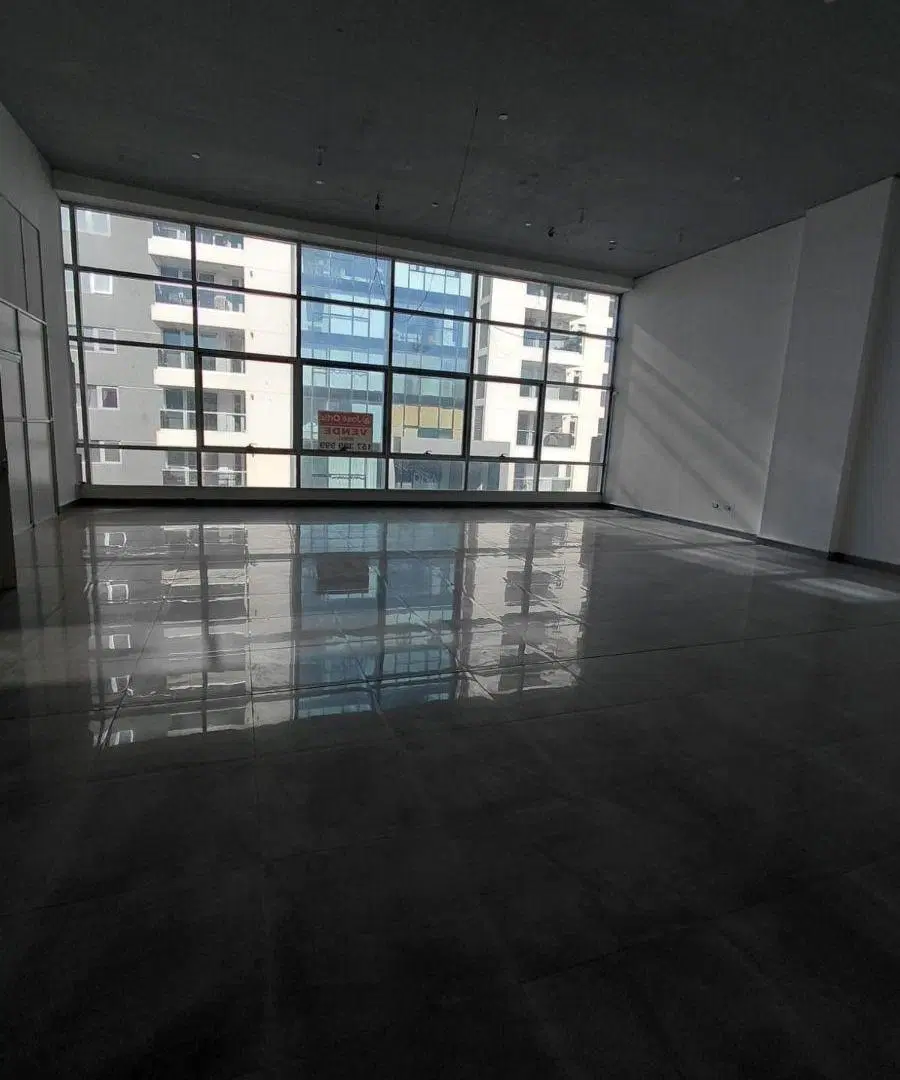 ALQUILER OFICINA EN DIVA 3