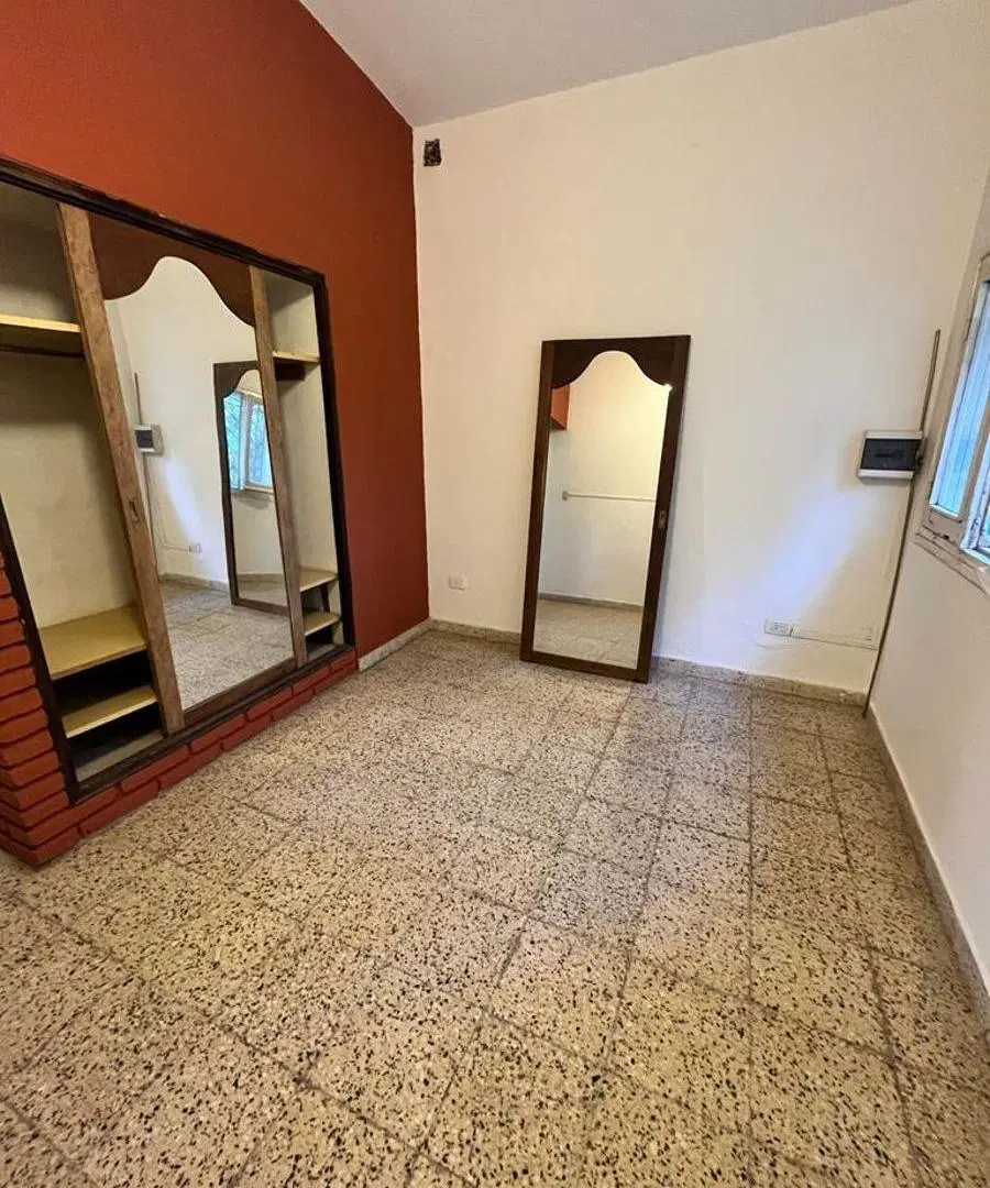 ALQULO CASA ELPIDIO GONZALEZ 8