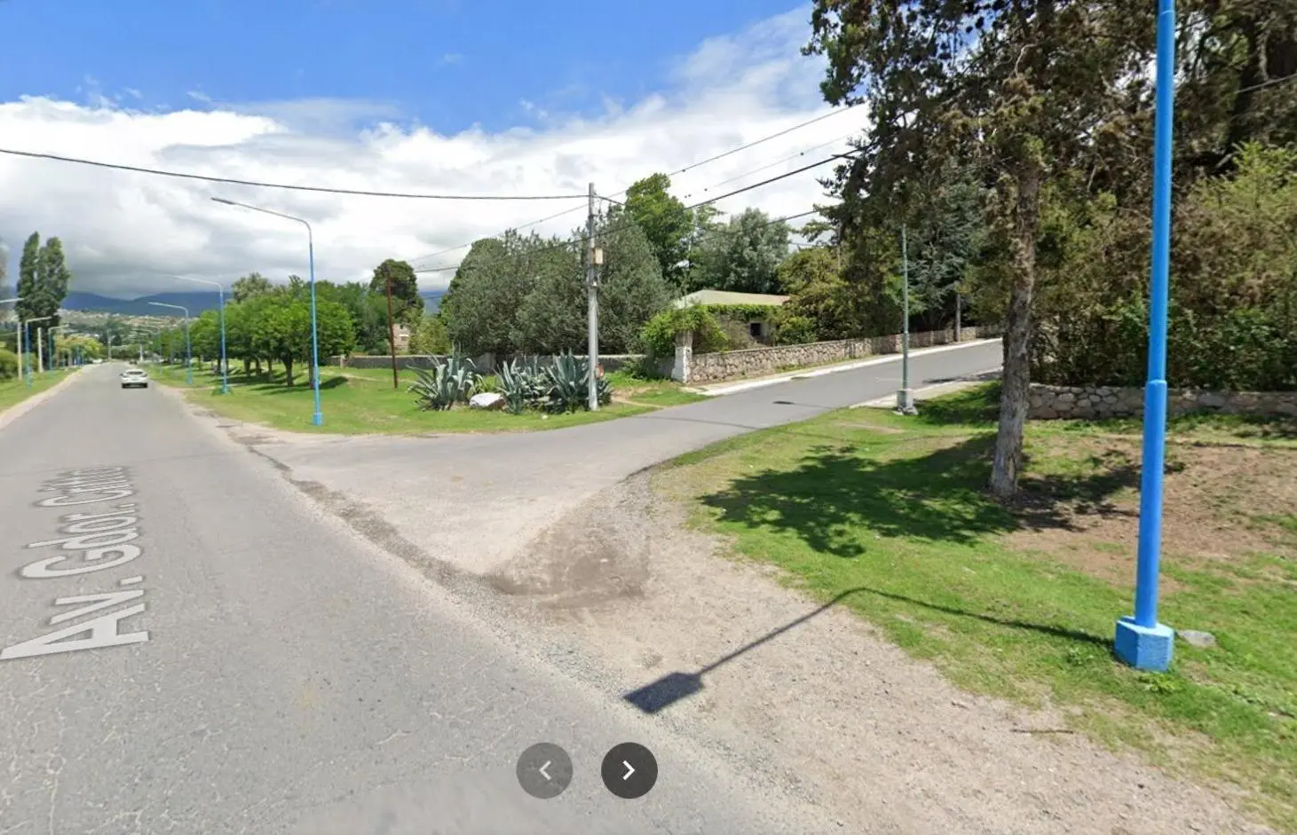 Terreno esquina con perfil comercial en Los Cuartos Tafi del Valle 4