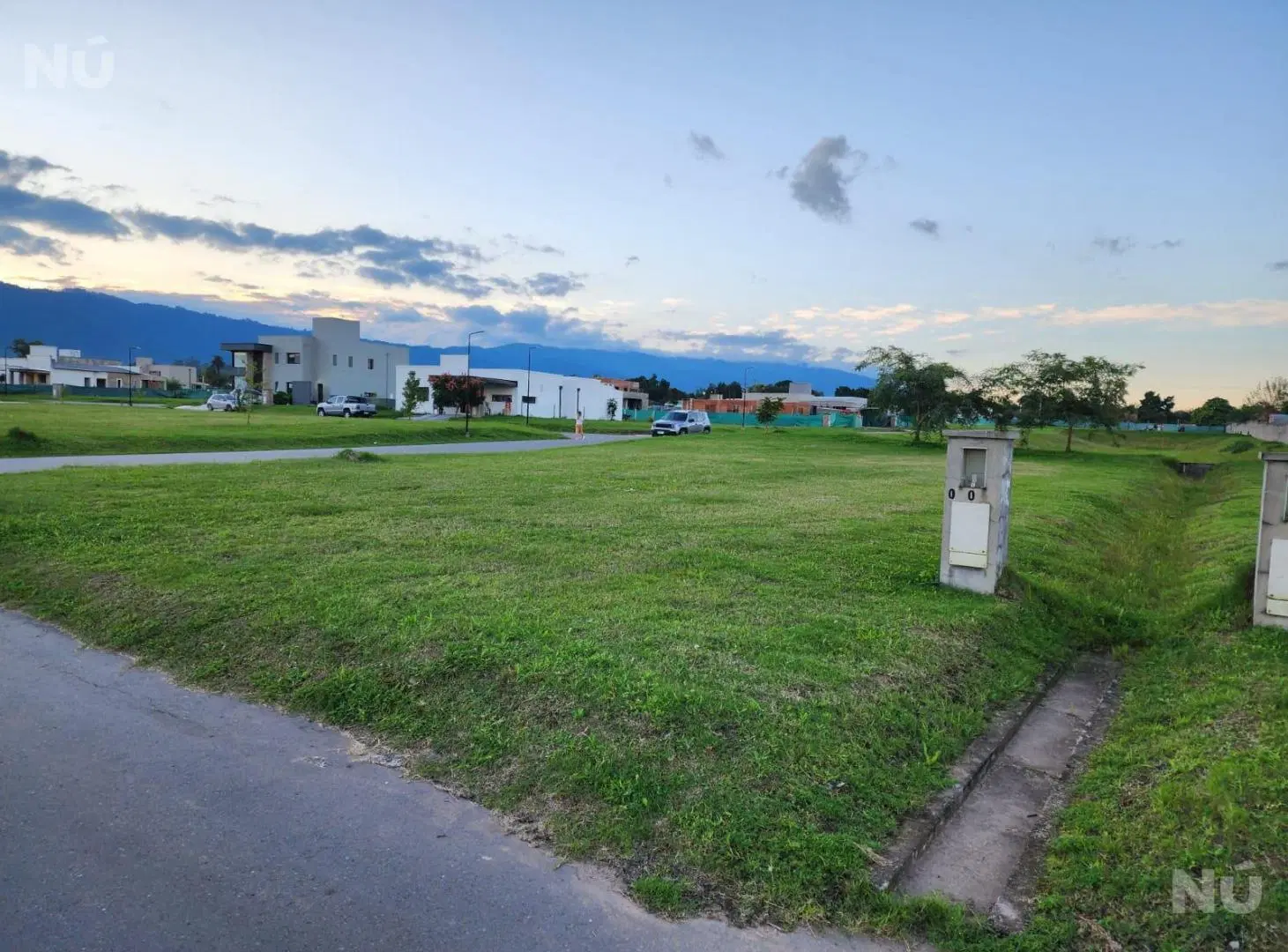 Excelente lote esquina en Barrio Privado Las Cañas 1 2