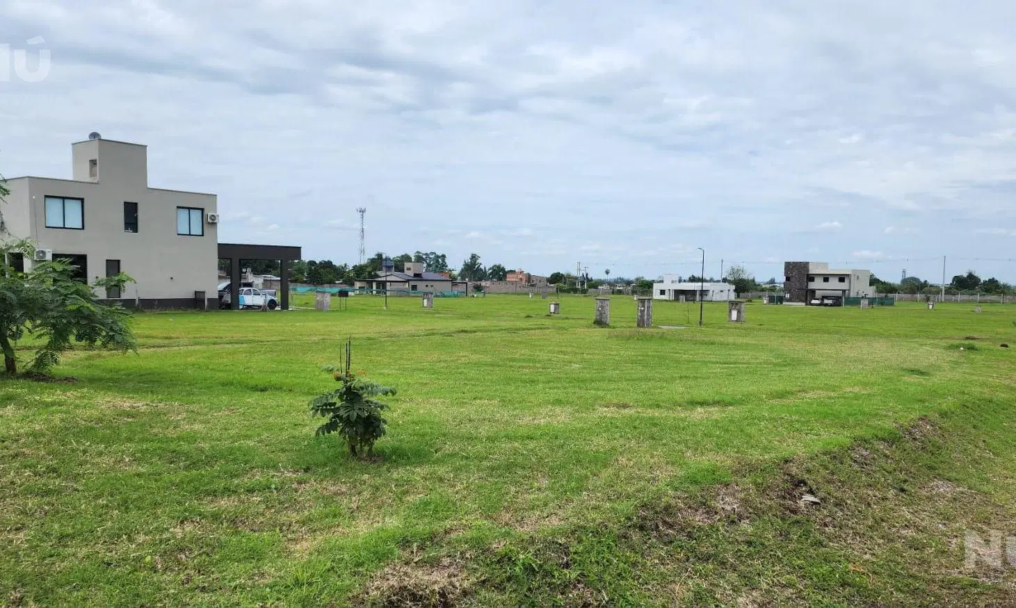 Excelente lote esquina en Barrio Privado Las Cañas 1 4