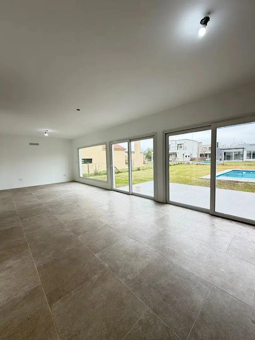 Casa  En Venta En San Pablo, Pilar, G.b.a. Zona Norte 2