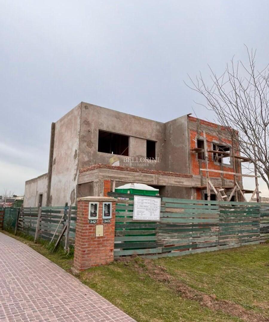 Foto de Casa a estrenar con pileta | 3 dormitorios + escritorio | Barrio San, imagen 1