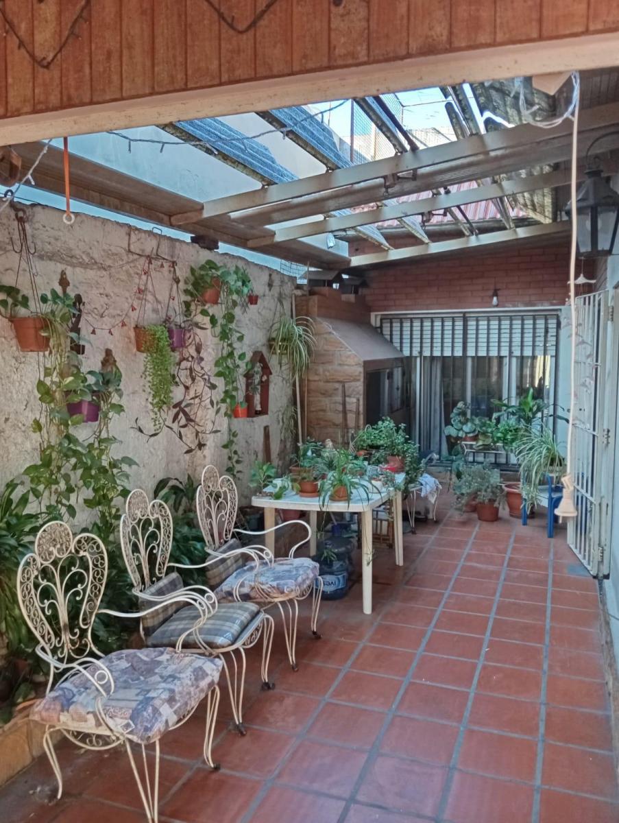 Haedo Sur. Casa PH Al Frente 4