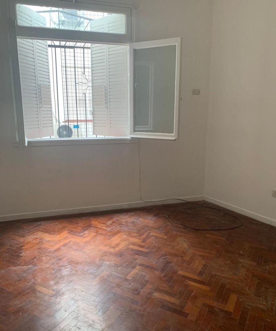 Foto de Departamento de 53 m² con 2 dormitorios en venta en Flores Norte, imagen 5