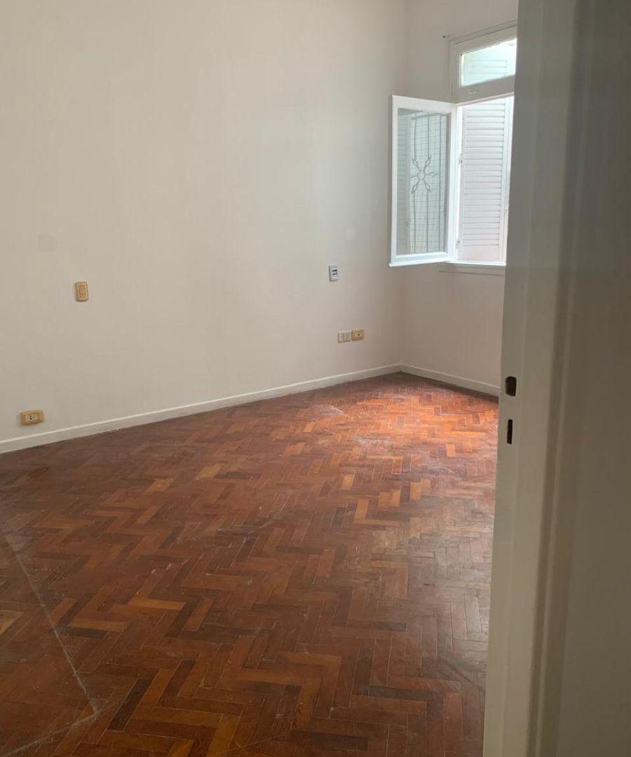 Foto de Departamento de 53 m² con 2 dormitorios en venta en Flores Norte, imagen 1