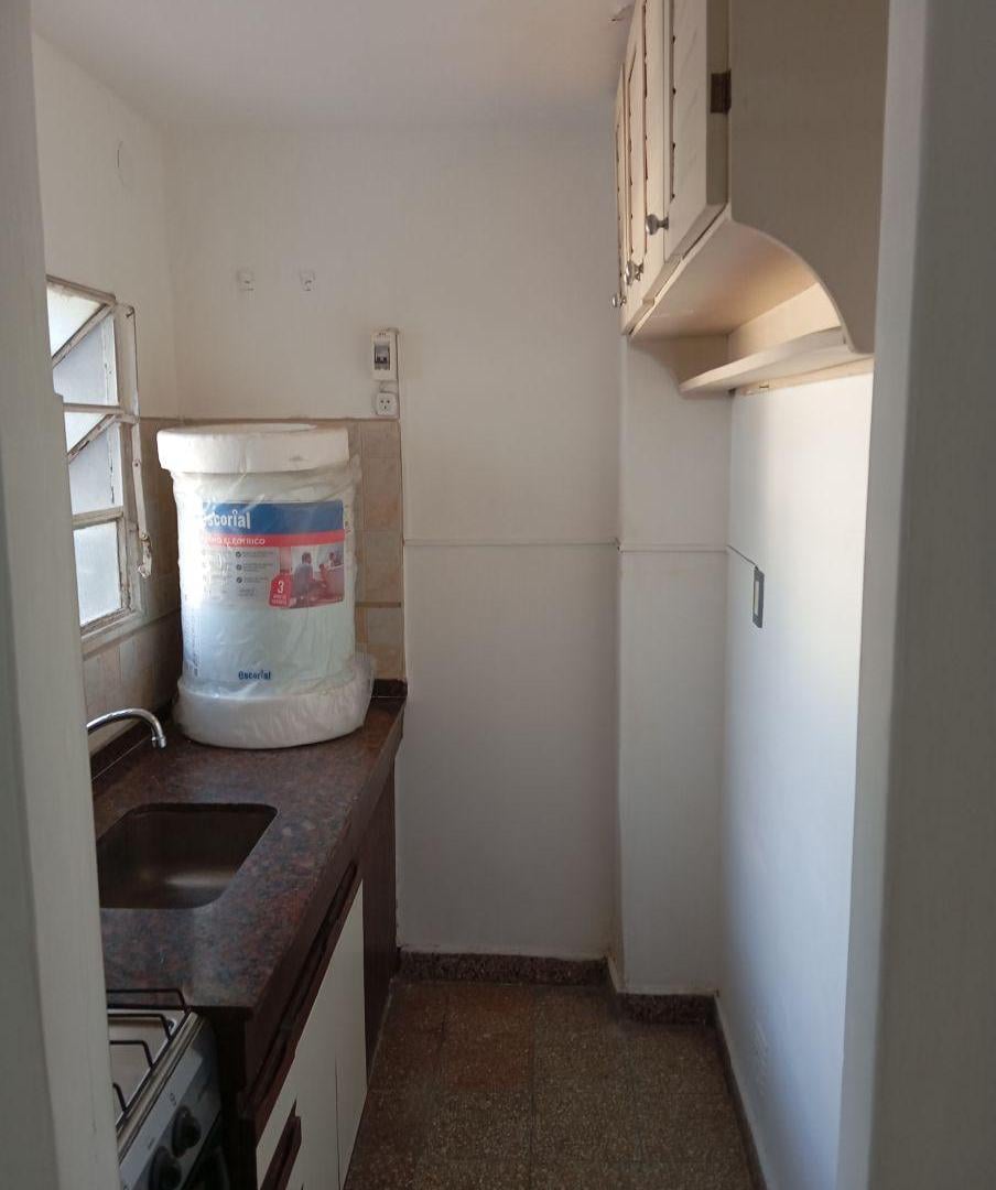 Foto de Departamento un amb apto profesional fte. Estacion Haedo, imagen 1
