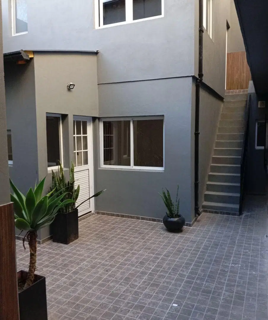 PH de 24 m² con 1 dormitorio en alquiler en Haedo centro apto vivienda y profesional. 2