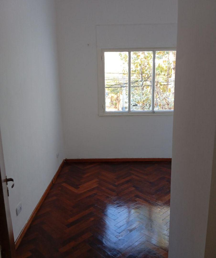 Foto de PH 3amb de 24 m² en Alquiler en Haedo Centro, imagen 1