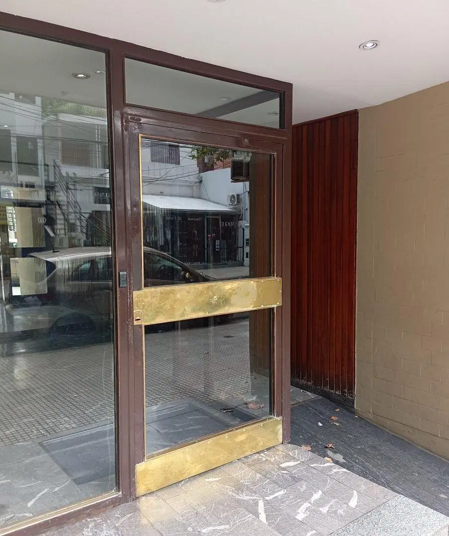 Departamento de 45 m² con 2 dormitorios en venta en Ramos Mejía 2