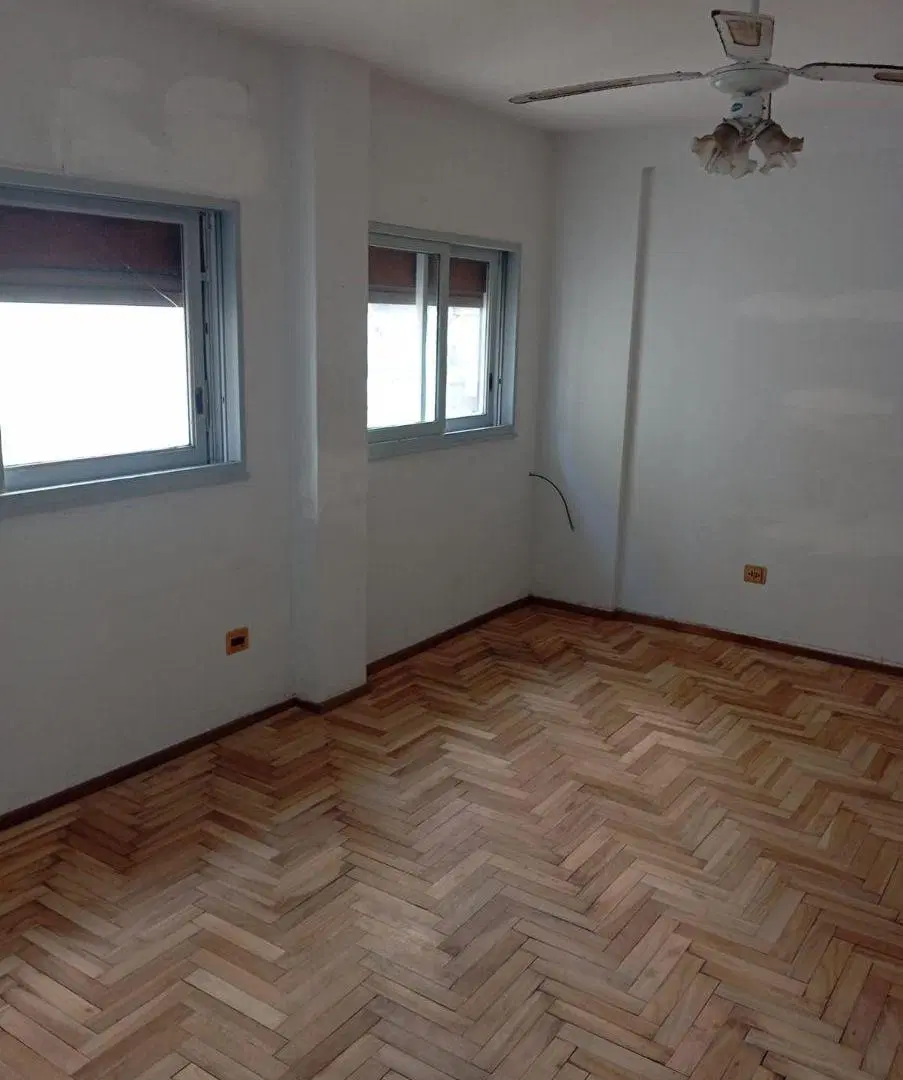 Departamento de 55 m² con 2 dormitorios en VENTA en Ramos Mejía 4