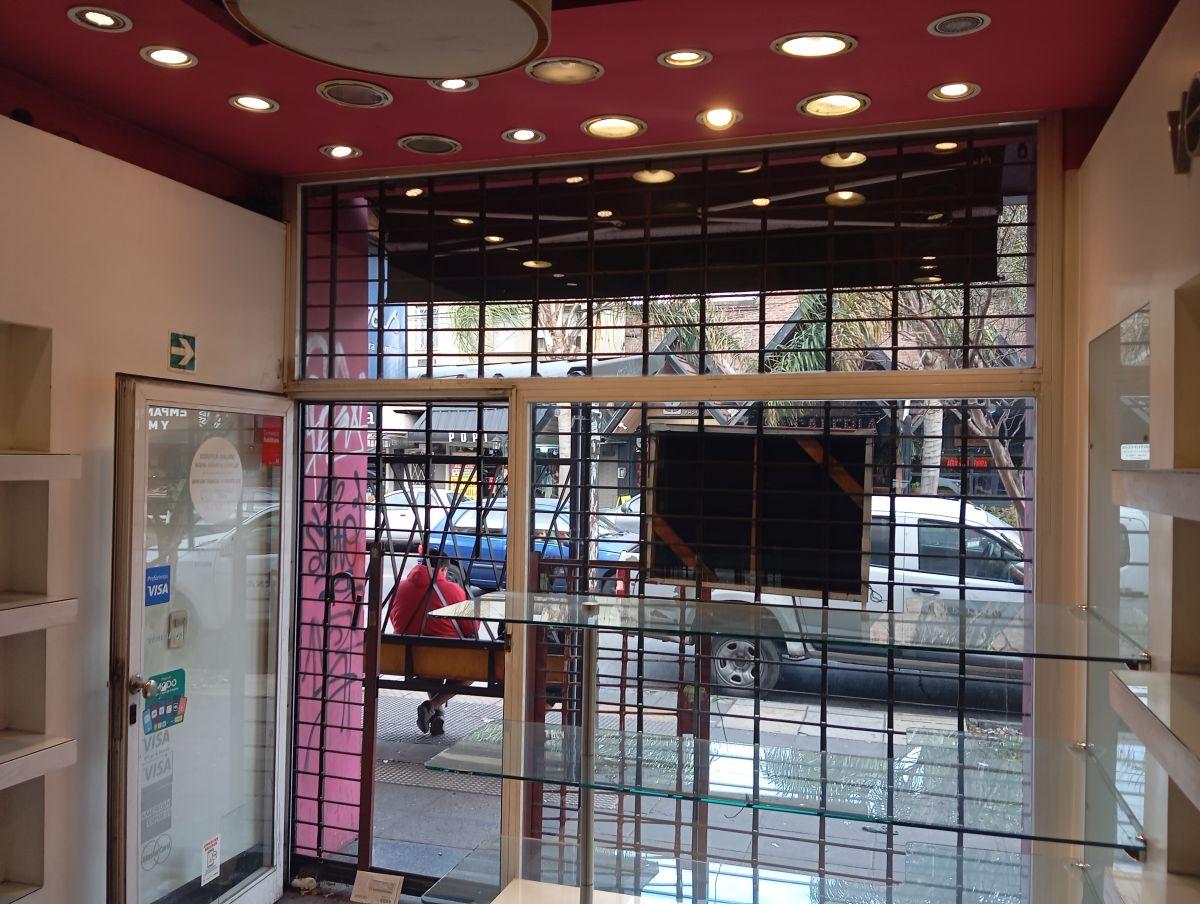 Foto de Local Haedo centro, AV. Rivadavia, imagen 2