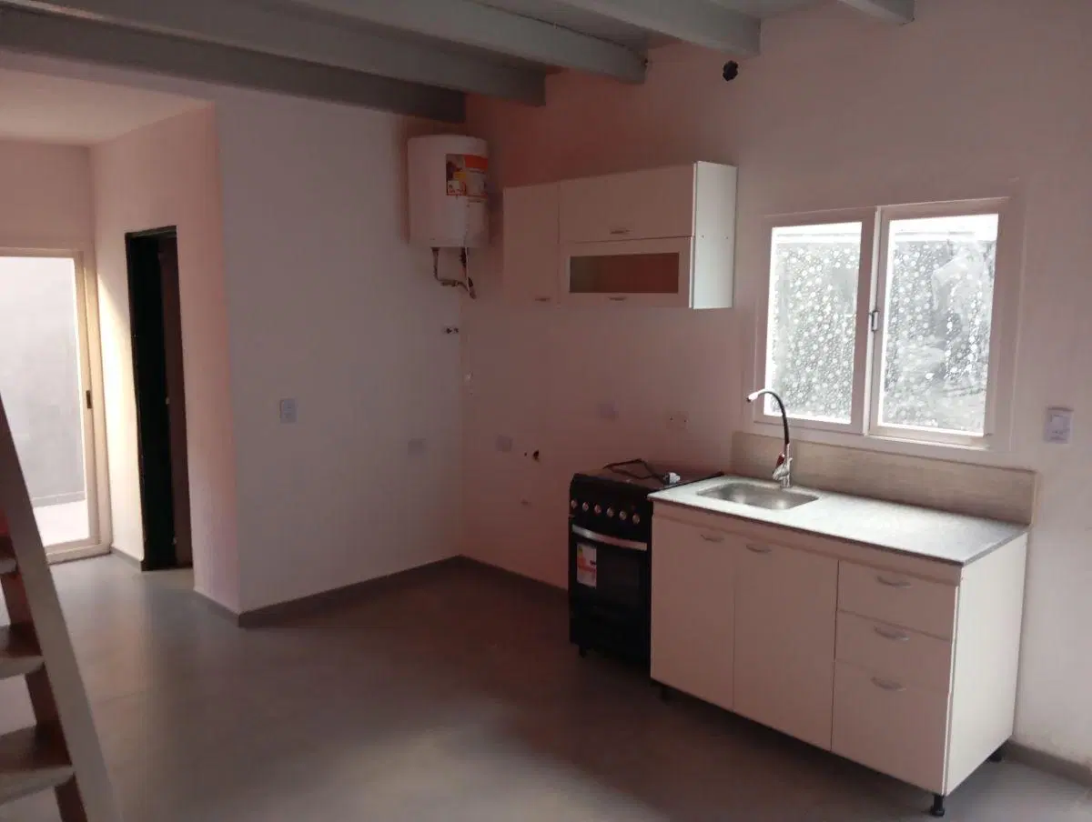 PH de 48 m2 con 1 habitación en alquiler en Haedo 2